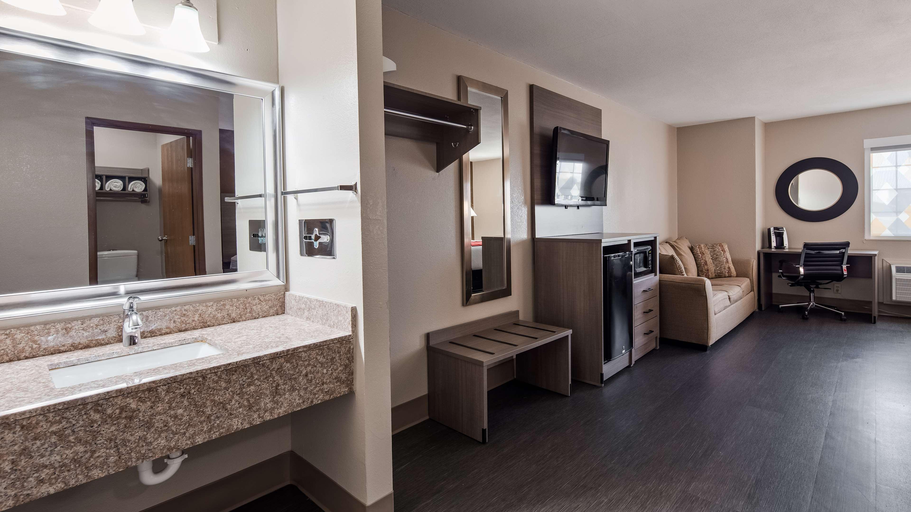 Surestay Plus Hotel By Best Western Kearney Экстерьер фото